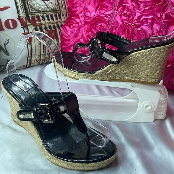 Black Burberry wedges!, size 39/8US